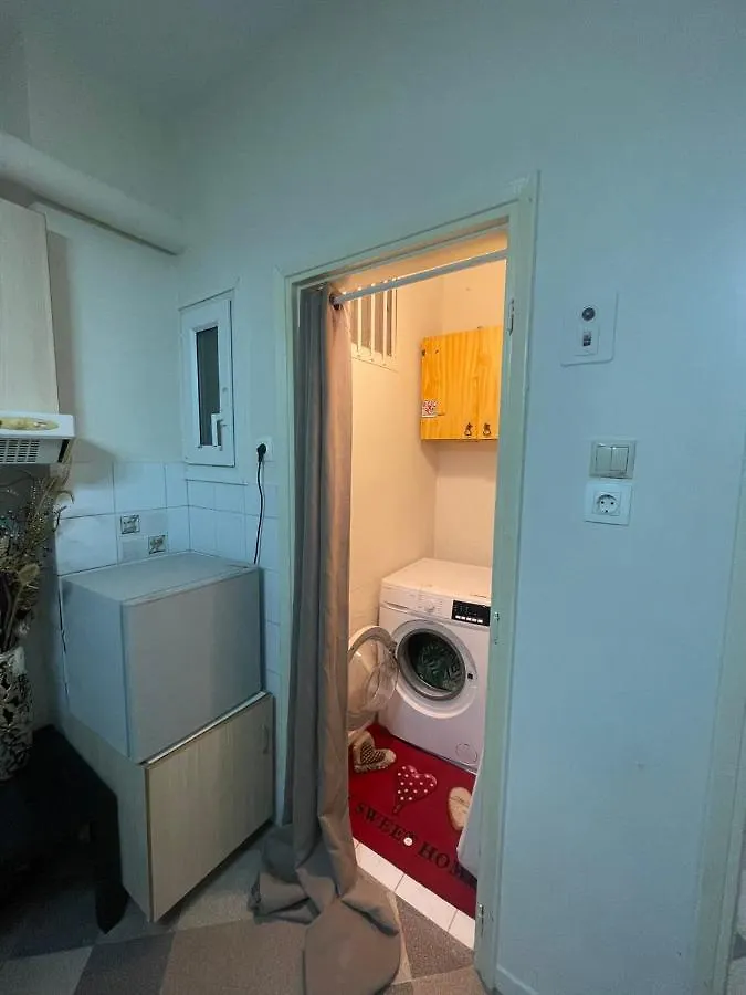 Ermou Apartment Soluň